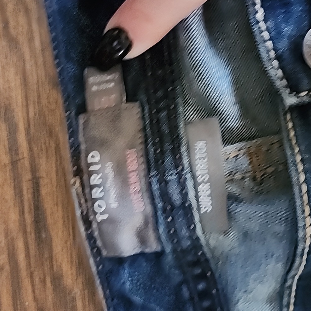 Torrid Jeans - Picture 3 of 5